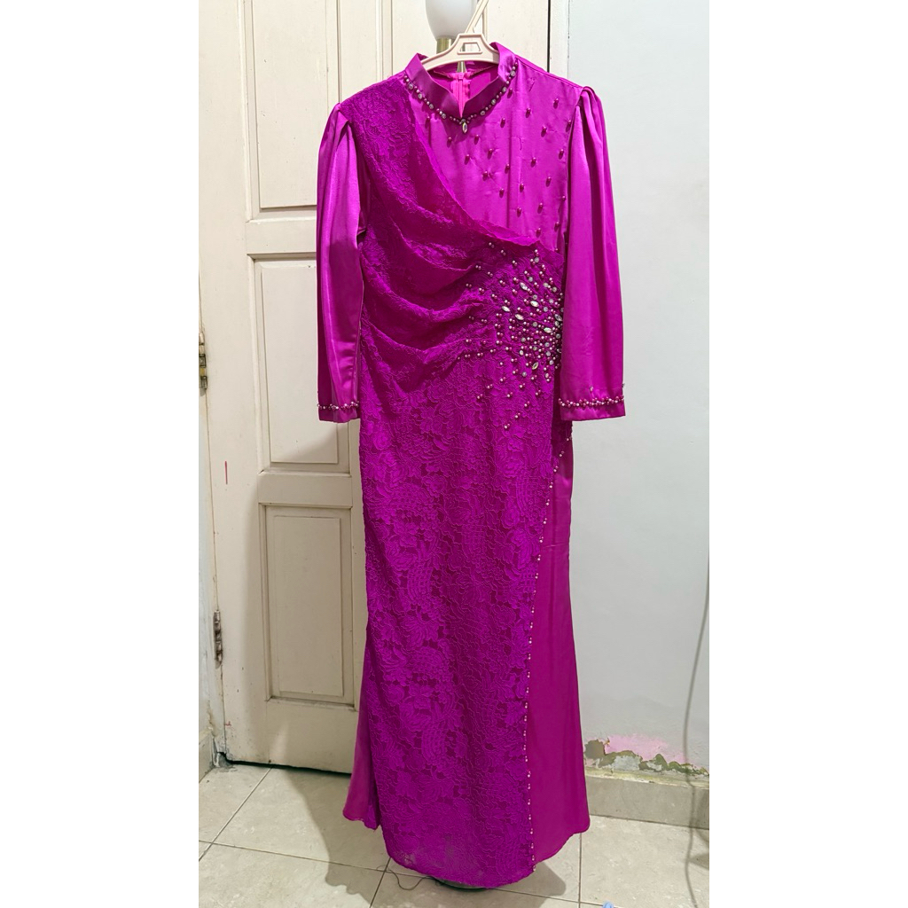 PRELOVED BAJU JAHIT MAGENTA