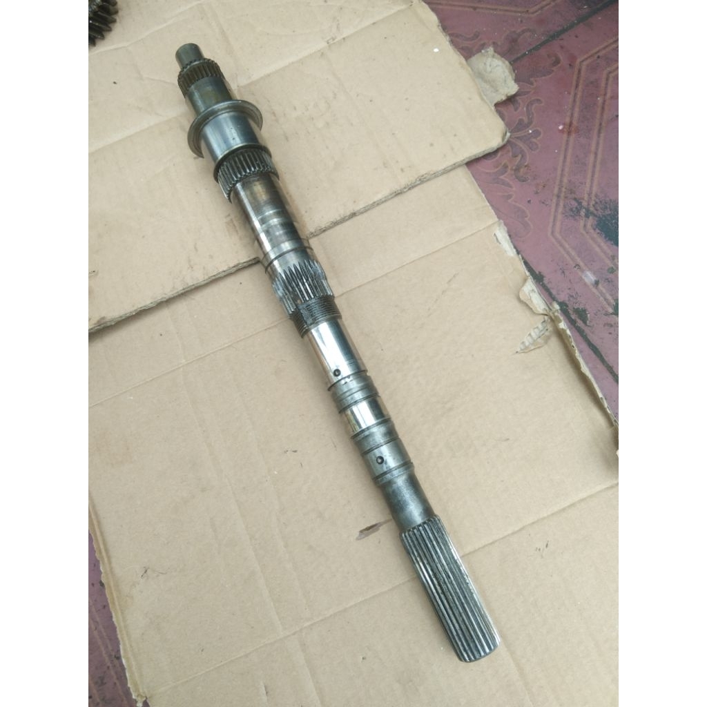 as blender L300 diesel output Shaft transmisi copotan ori