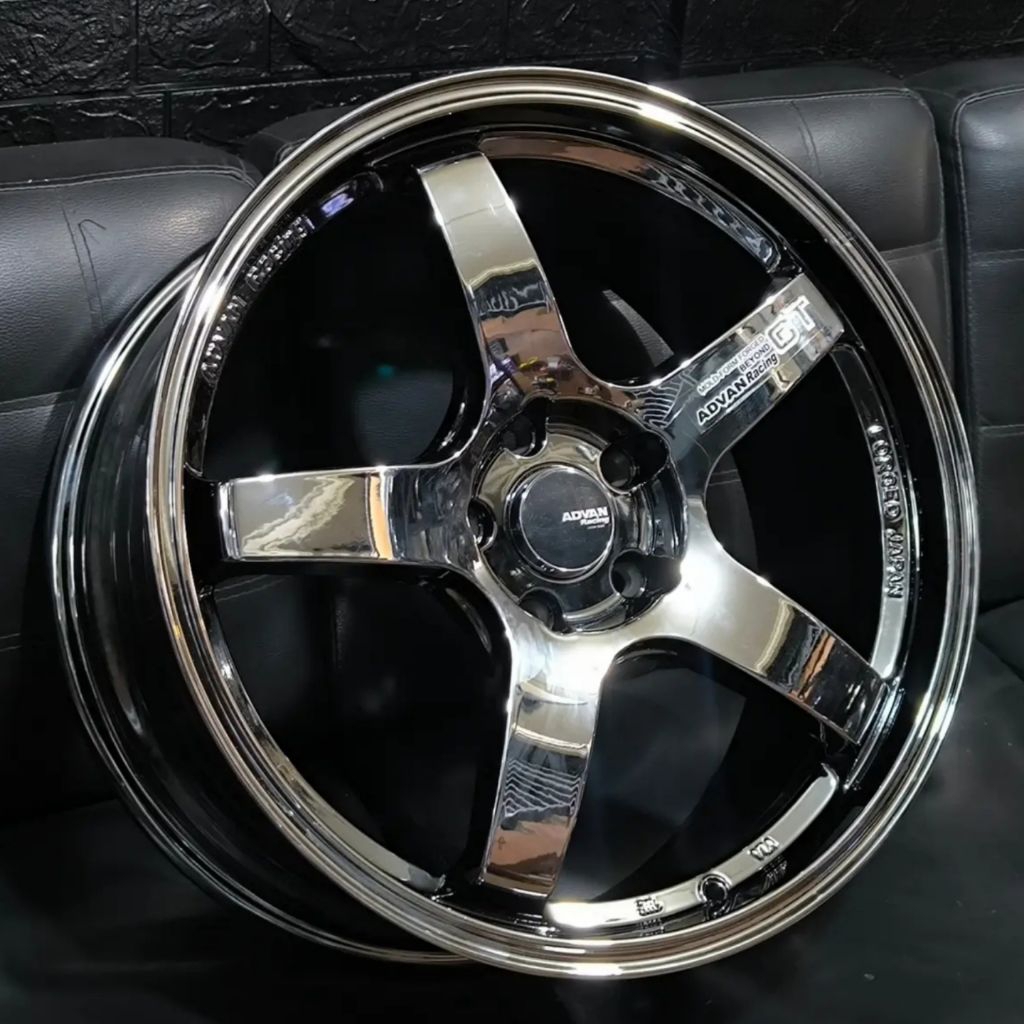velg ring 19 ADVAN GT lebar 8,5 pcd 5X114,3 ET 42 velg ring 19 Innova reborn venturer reborn zenix v