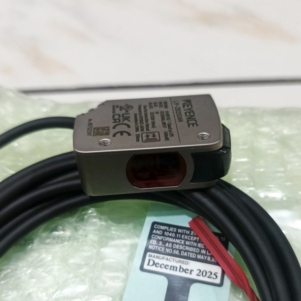 LASER SENSOR KEYENCE LR-ZB250AN / LR ZB250AN / LRZB250AN