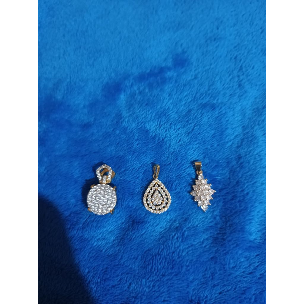 Murah Mainan Kalung Liontin Kalung Titanium Ekslusif anti karat preloved
