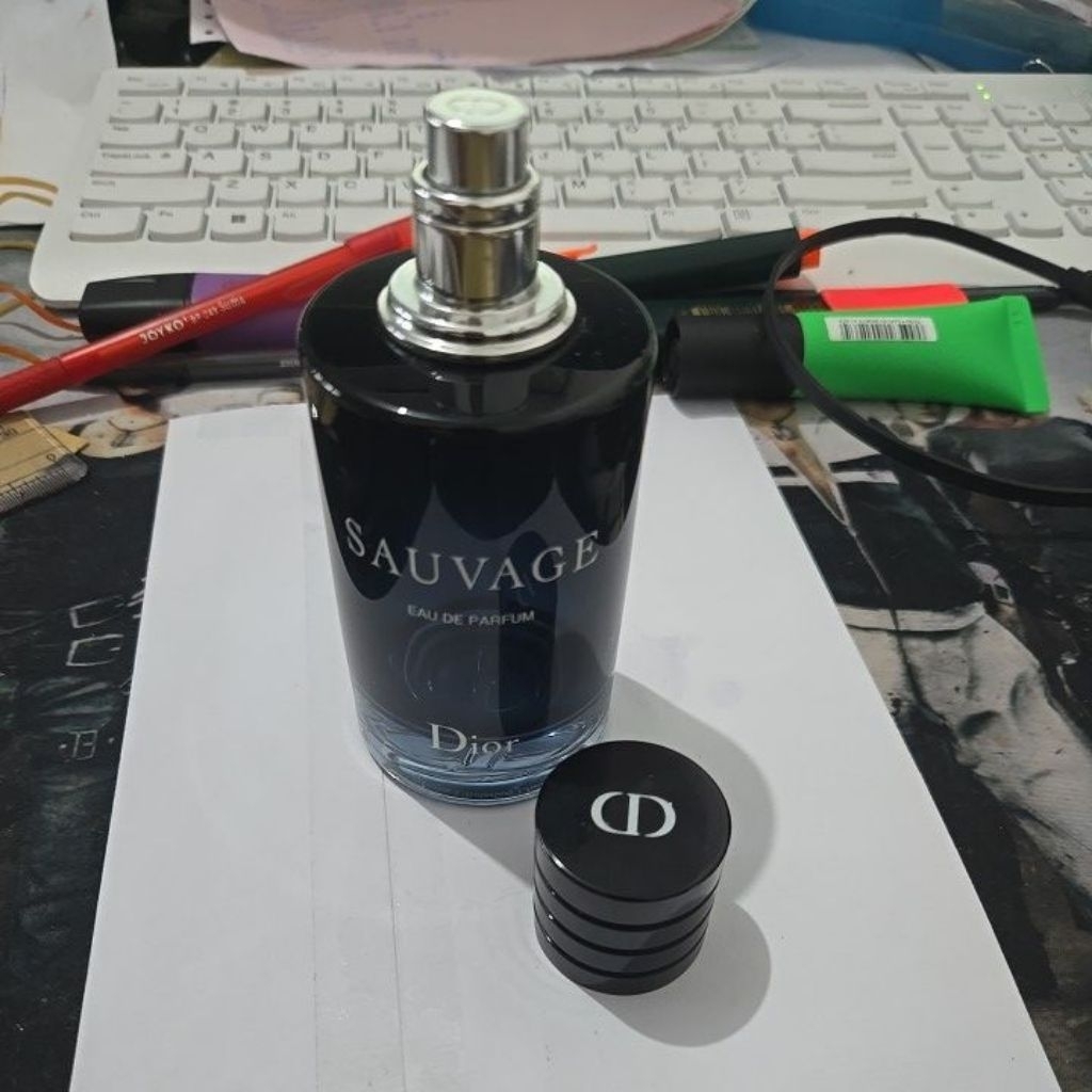 BOTOL BEKAS PARFUM CHRISTIAN DIOR SAUVAGE EDP 100ML ASLI ORIGINAL 100%