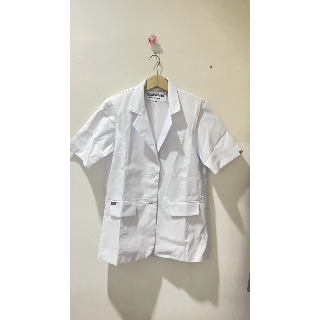 preloved snelli dokter second trustwear