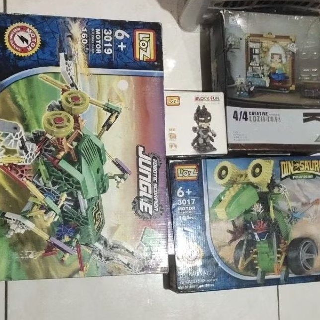 Lego Bricks Loz Block Fun Batman - Robotic Scorpion, Grasshopper, Bat king, Dinisaurs