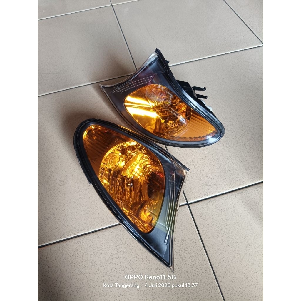 lampu sein depan bmw e46 original