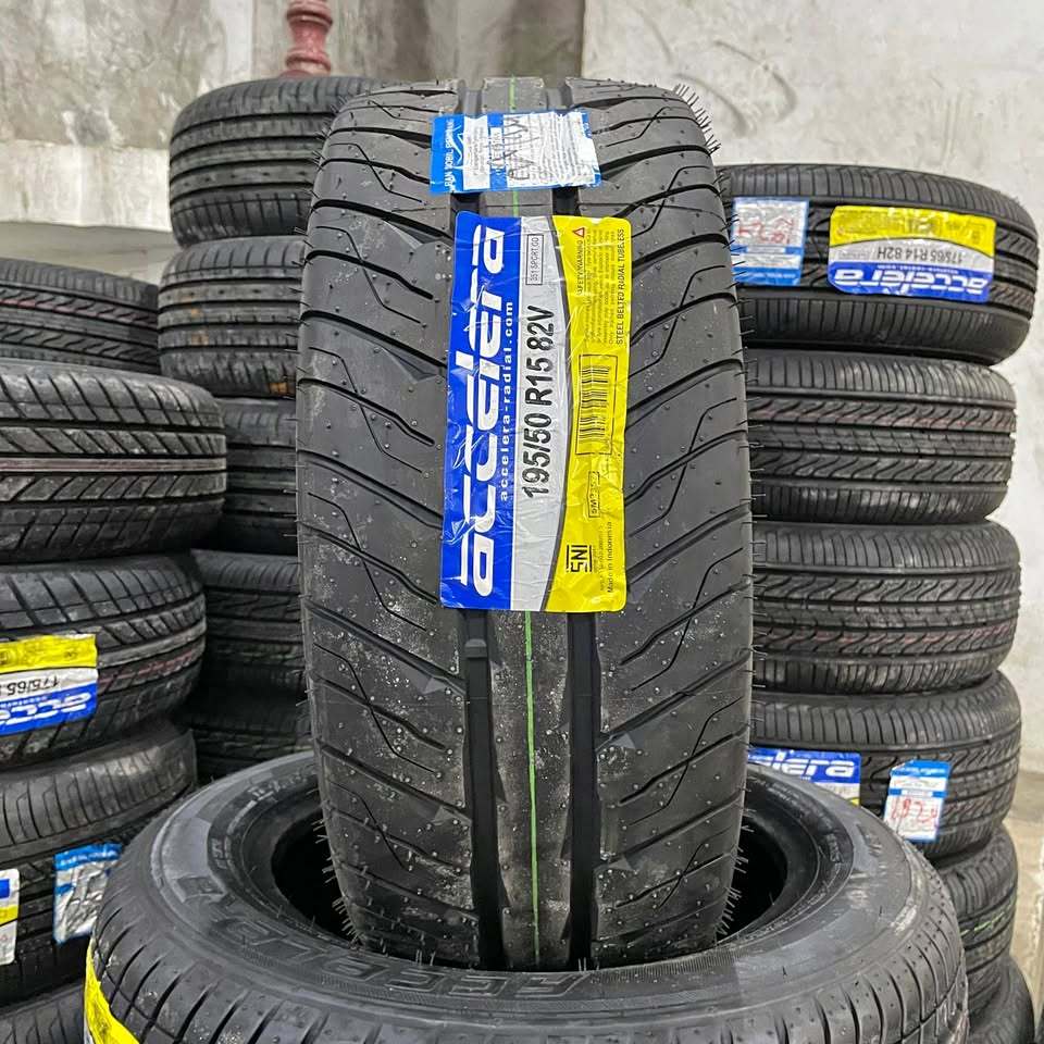 Ban Semi Slick Ring 15 195/50 Accelera 351 Sport Ban Taun Produksi 2024