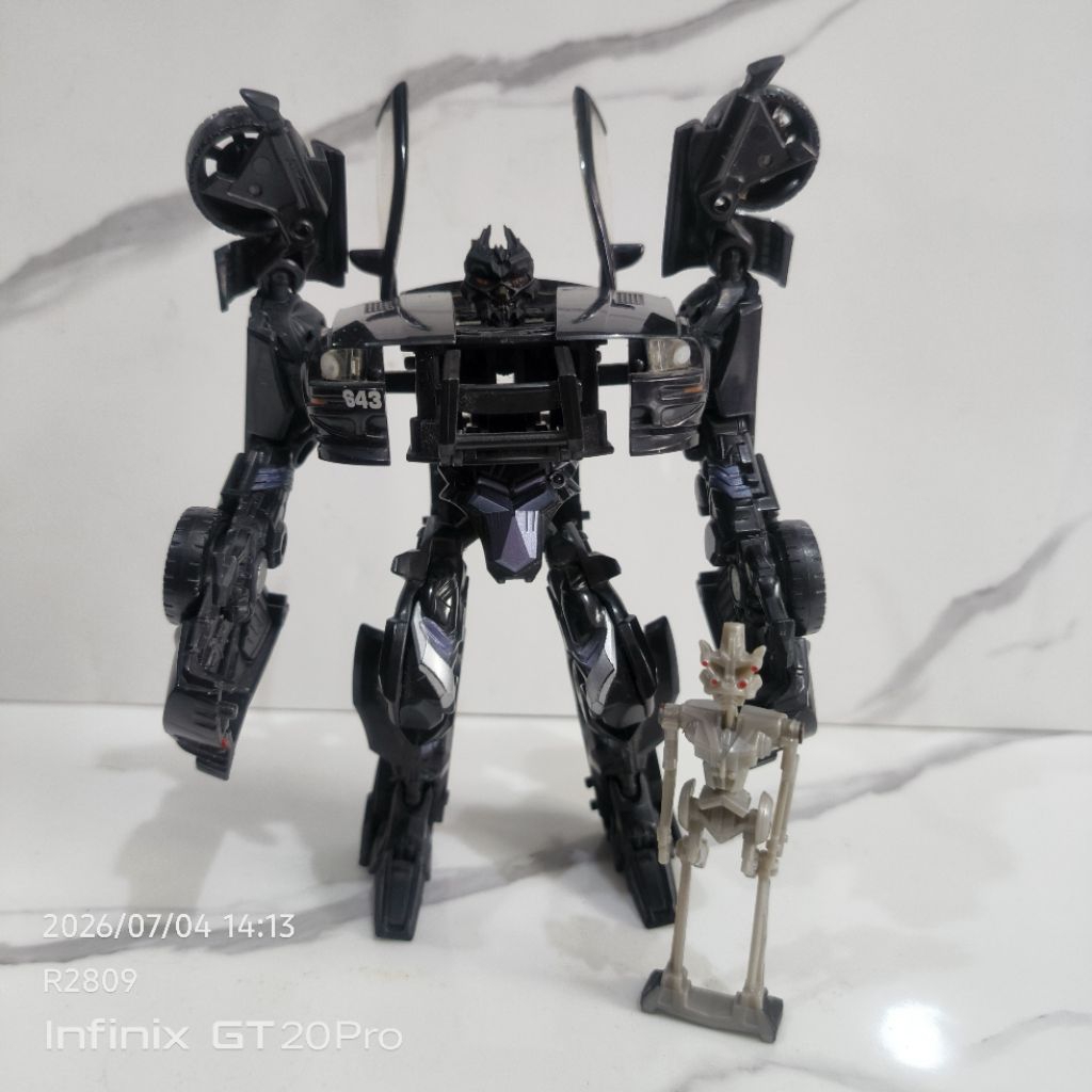 Transformers 2007 Deluxe Class Barricade