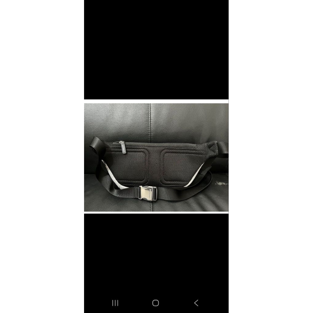 Tas pinggang pria MK