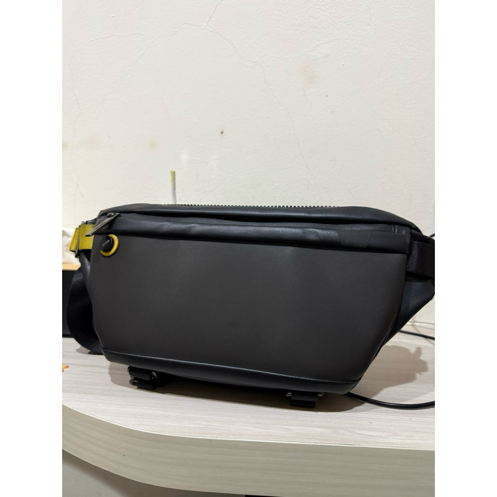 Divoom Pixoo Slingbag