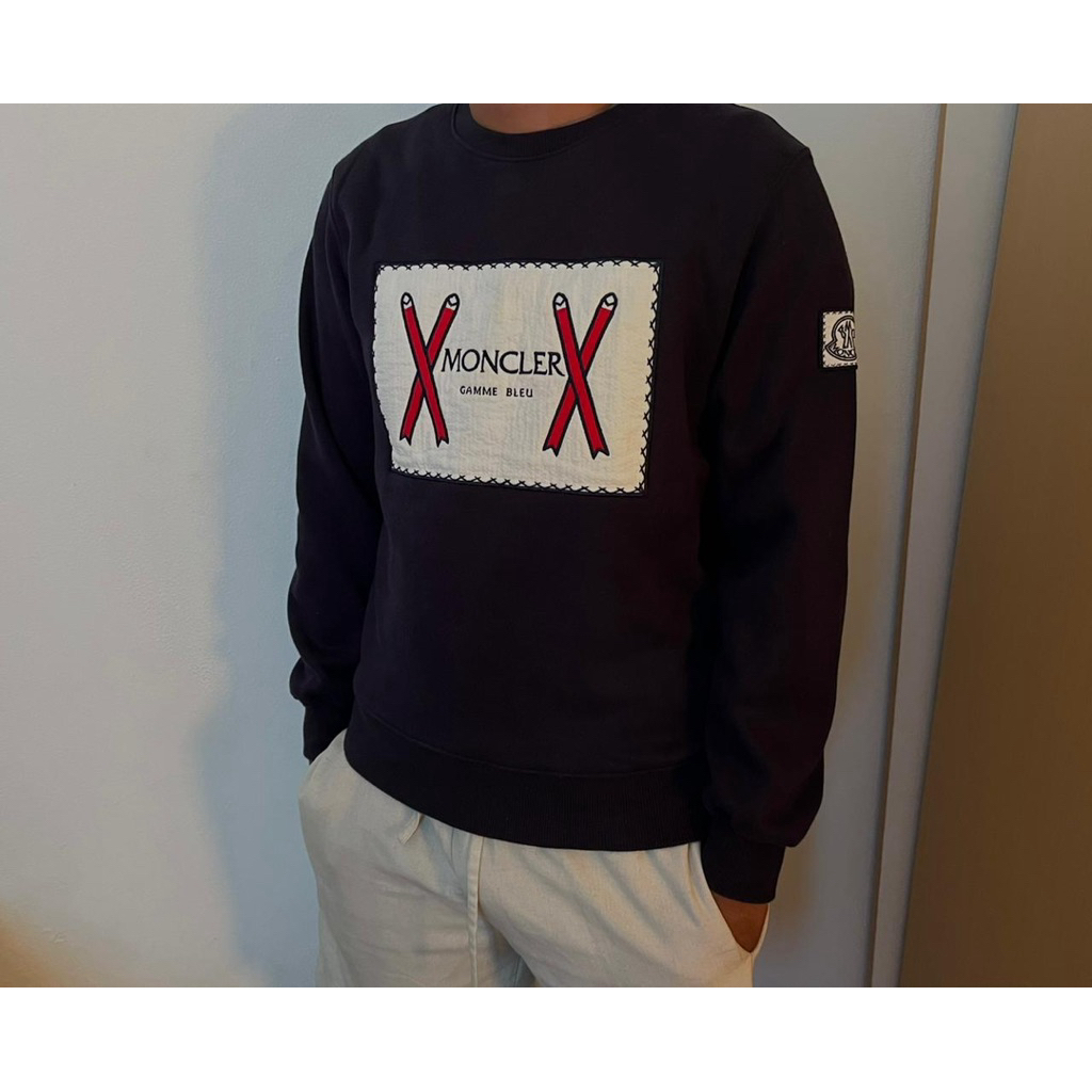 PRELOVED-  Moncler Gamme Bleu sweatshirt cowo 100% legit original