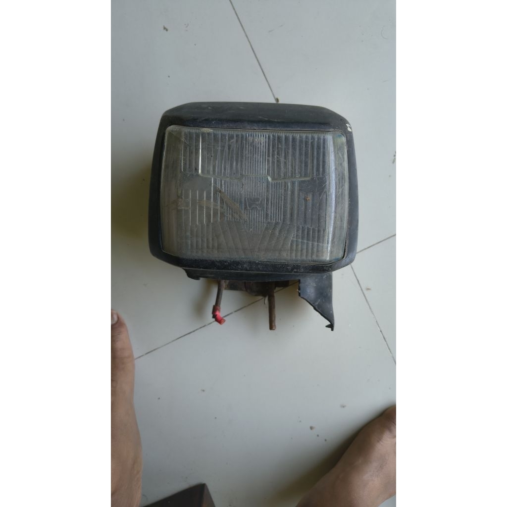 batok set reflektor lampu depan gl pro gl max bekas