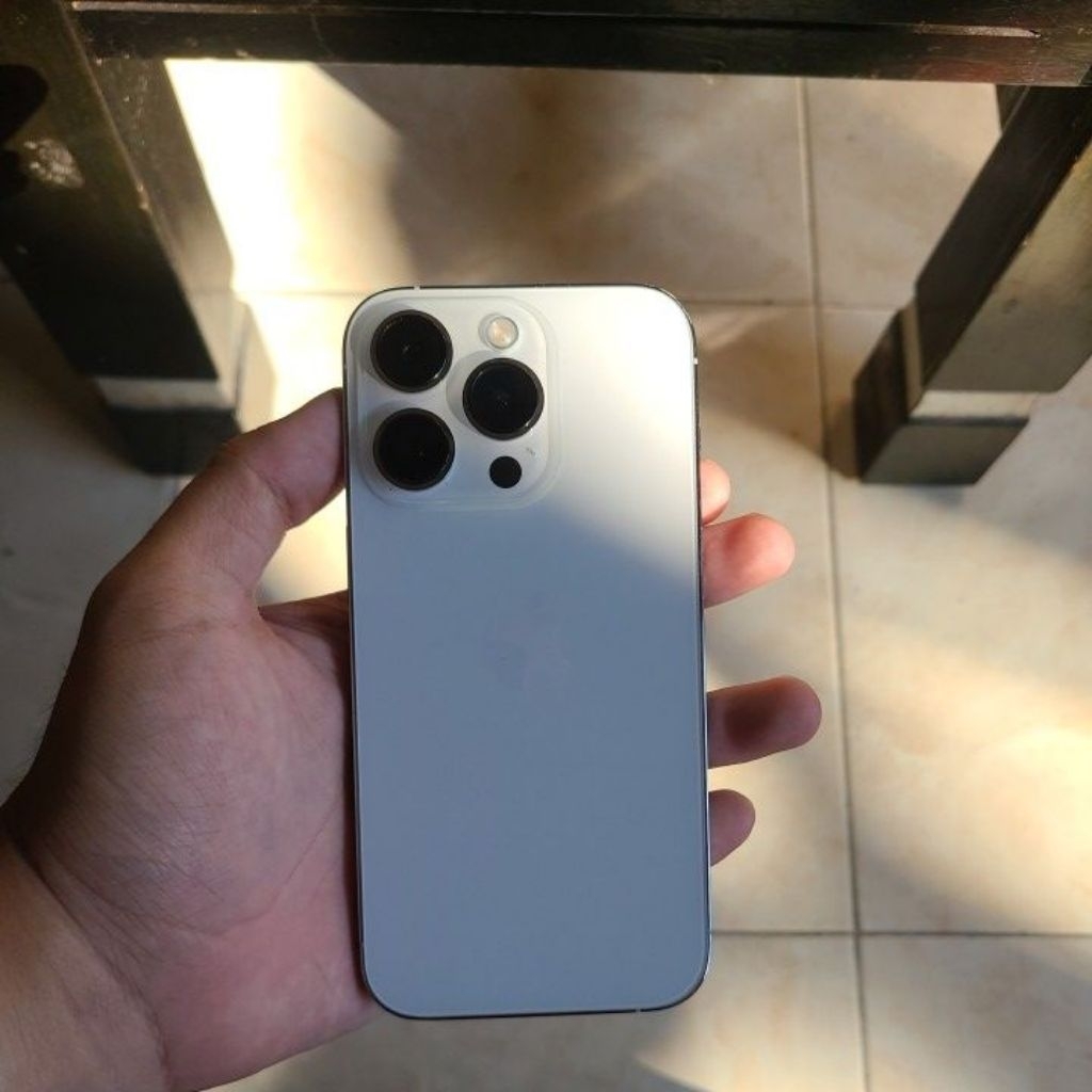 Iphone 14 Pro 128 lock passcode