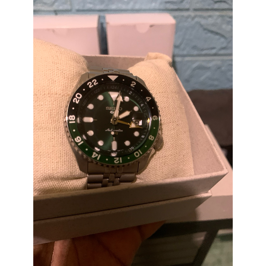 Seiko 5 GMT SSK035K1
