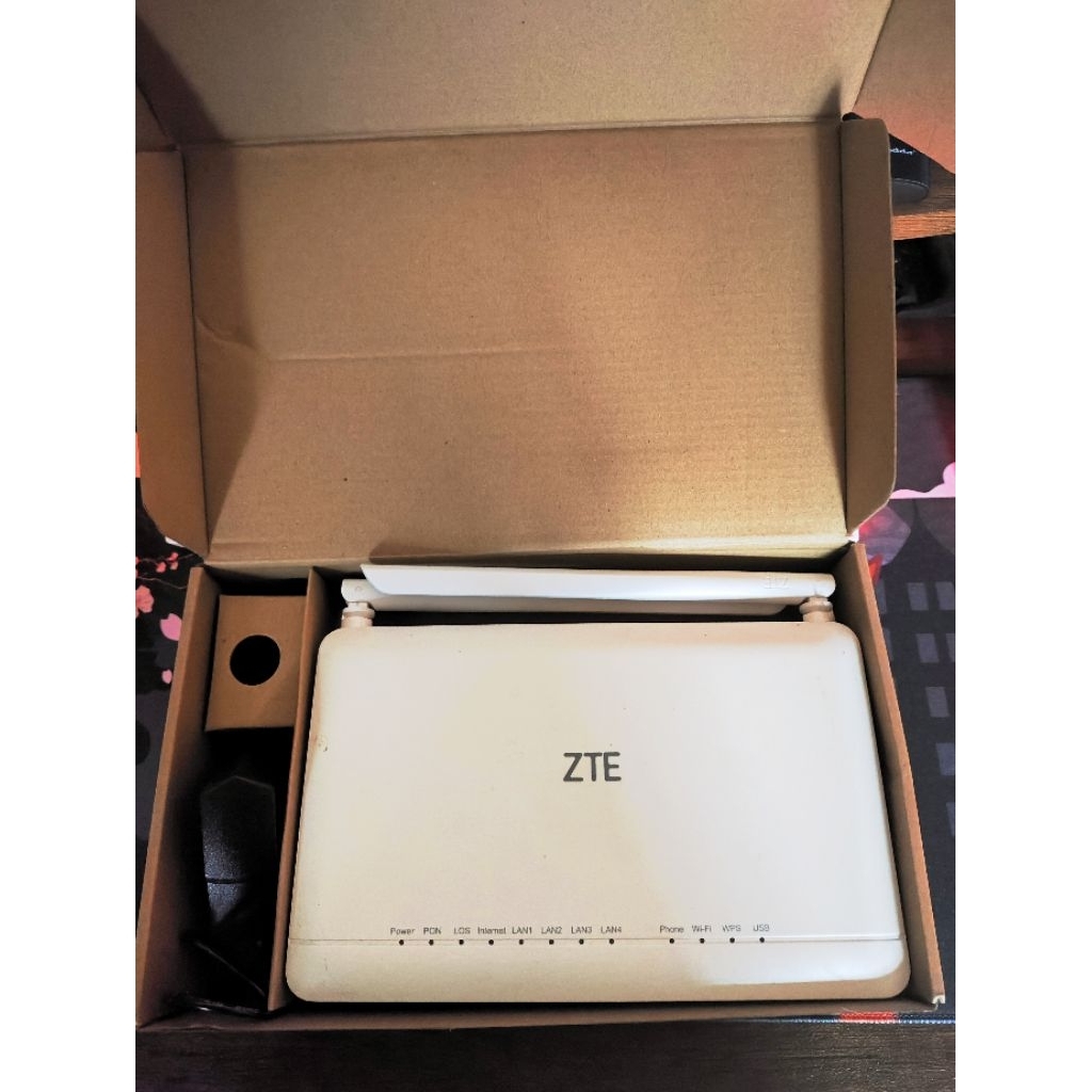 Router Wifi ZTE