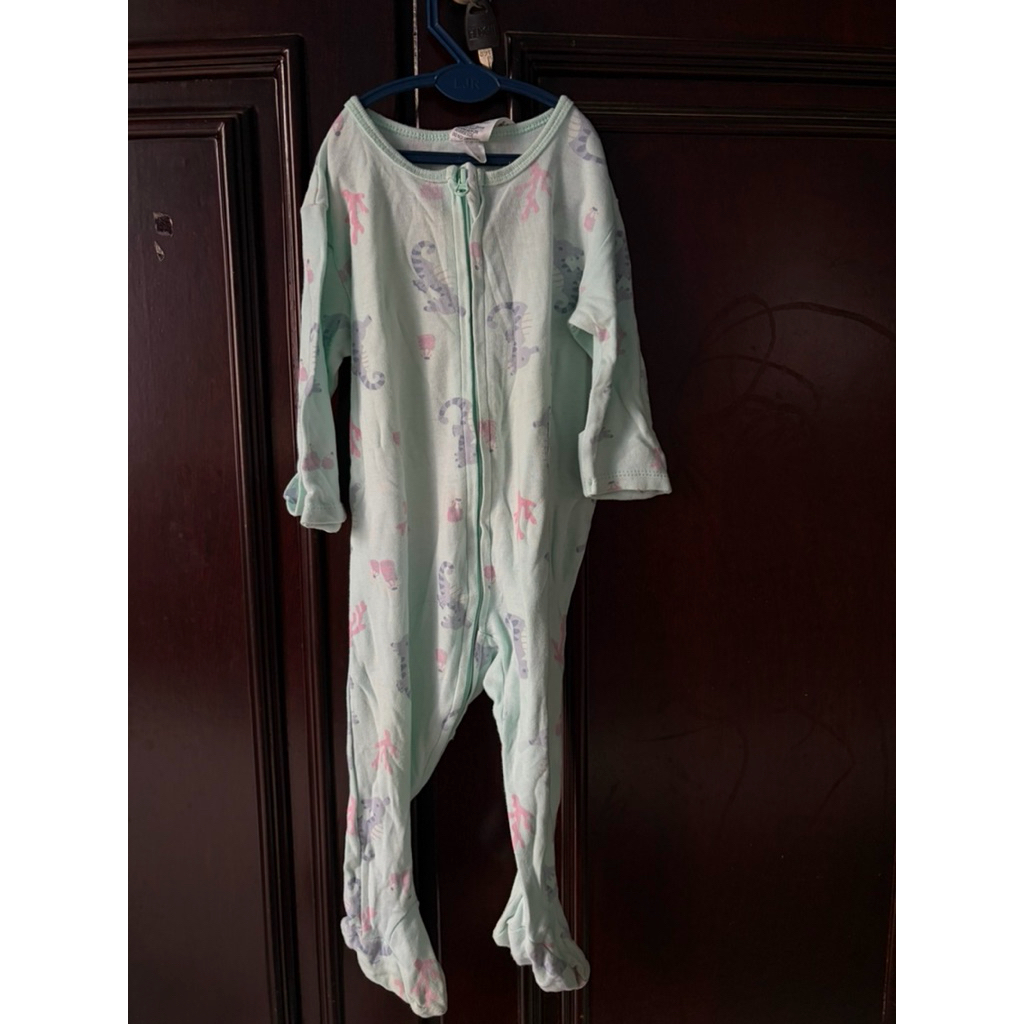 Sleepsuit Bonds