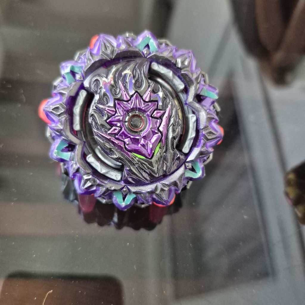 Beyblade Burst Variant Lucifer
