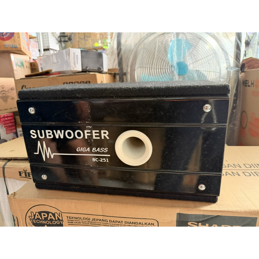 Subwoofer Giga Bass Aquarius BC-251