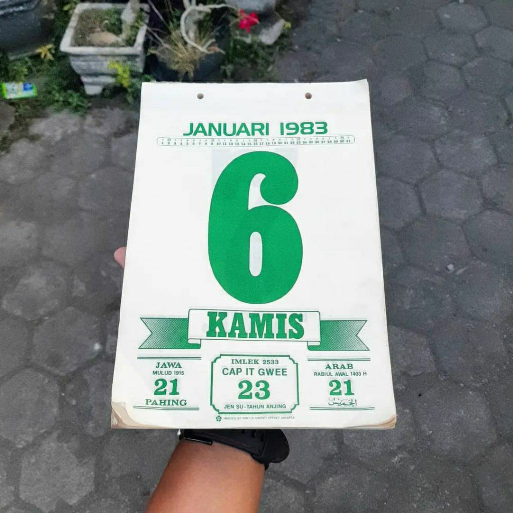 Kalender harian jadul 1983