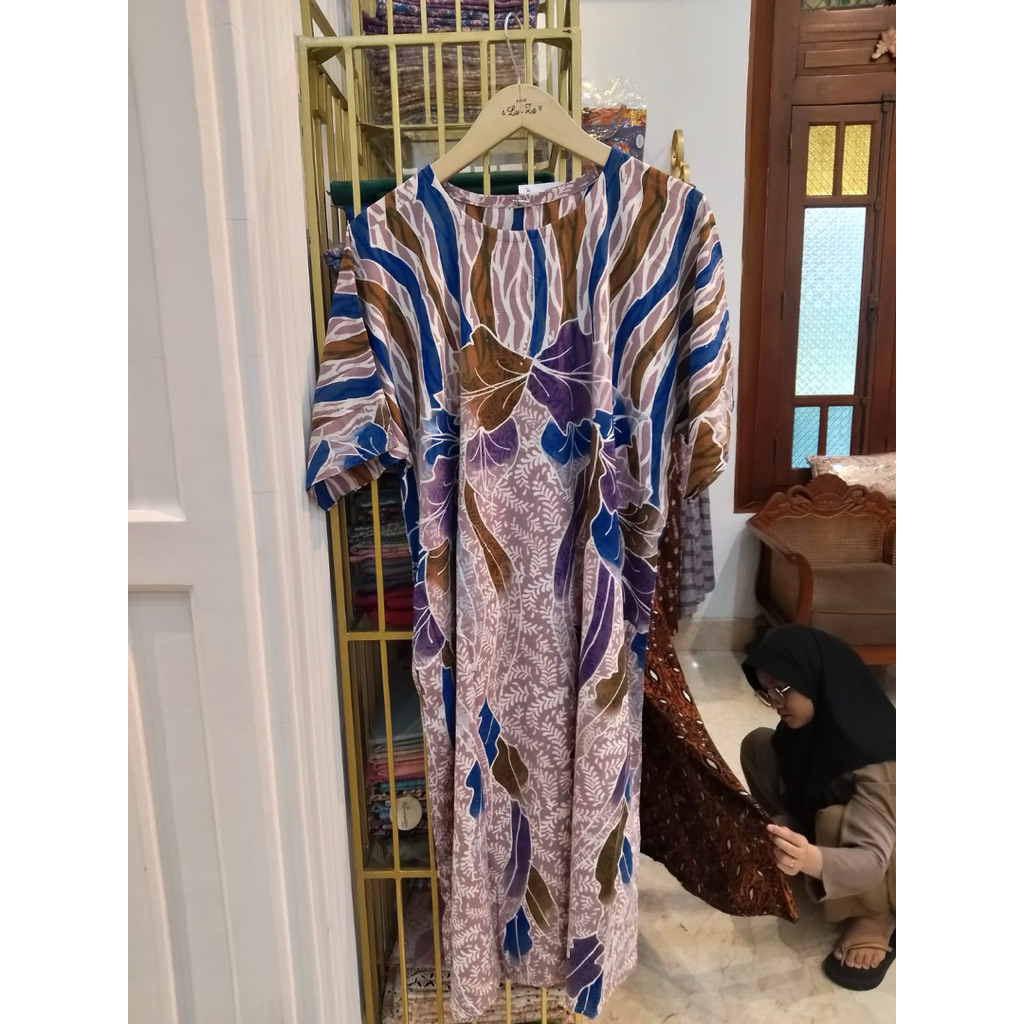 Luza Batik Lowo