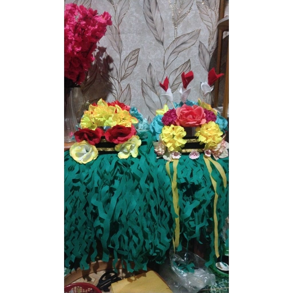 omprok/mahkota seblang