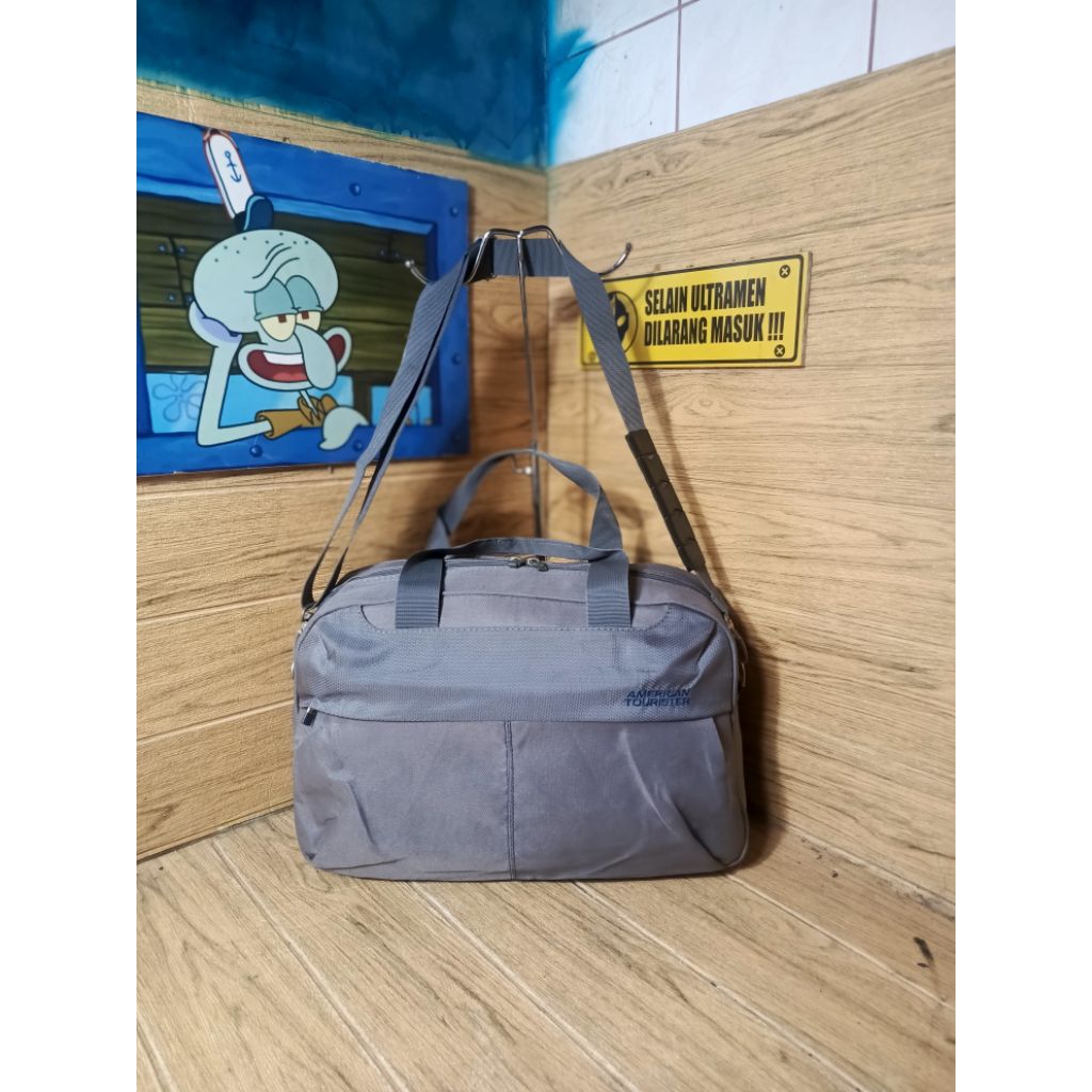 tas dufflebag travelbag olahraga American Tourister second original