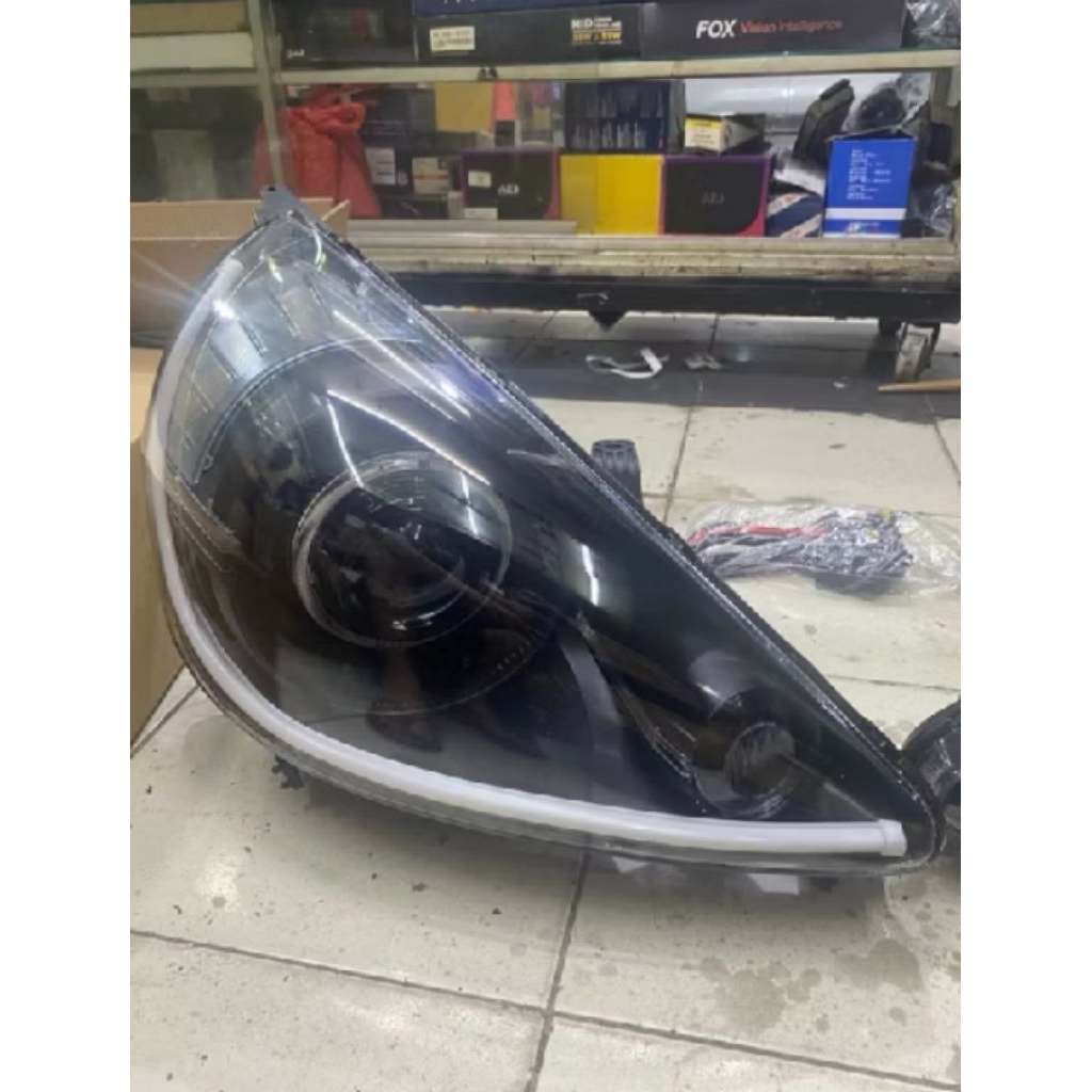 Headlamp Honda Jazz GD3 2004 2005 2006 2007 2008.Modifikasi Headlamp Custom Honda Jazz GD3.Lampu Hon