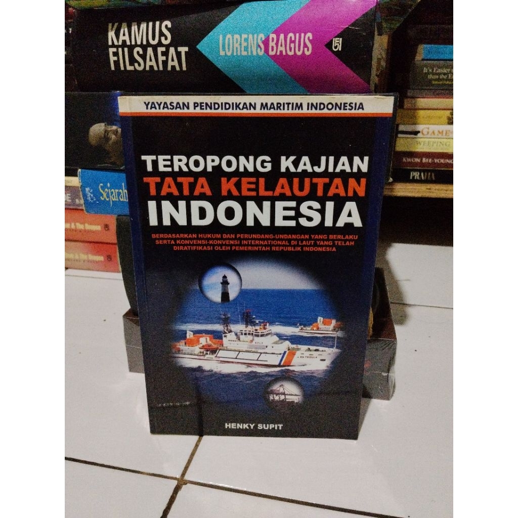 Buku original TEROPONG KAJIAN TATA KELAUTAN INDONESIA
