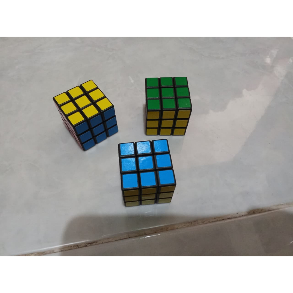 RUBIK 3 X 3 MAGIC CUBE UKURAN 3 X 3 / RUBIK 3X3