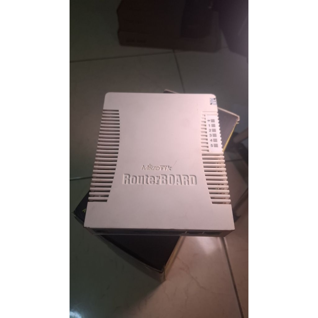 Mikrotik RB951Ui-2HnD Bekas Batangan Normal