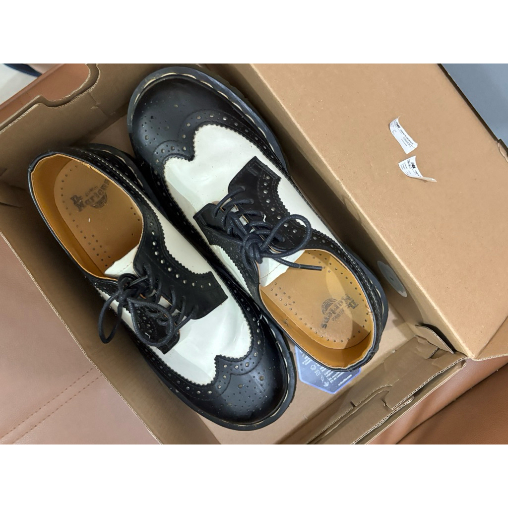 Dr. Martens 3989 Bex Brogue Shoes