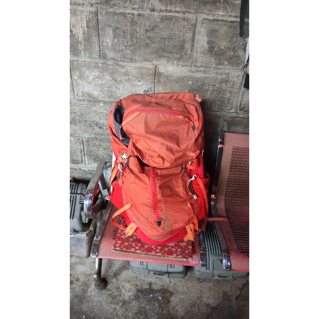 keril eiger equator 45L up 60L