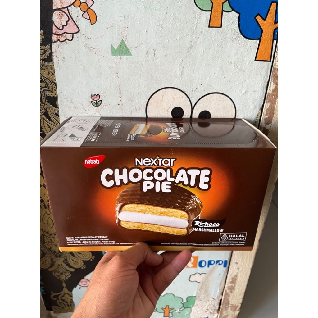 { 1 Dus isi 12 pcs } NABATI NEXTAR CHOCOLATE PIE choco pie 1 dus isi 12 pcs