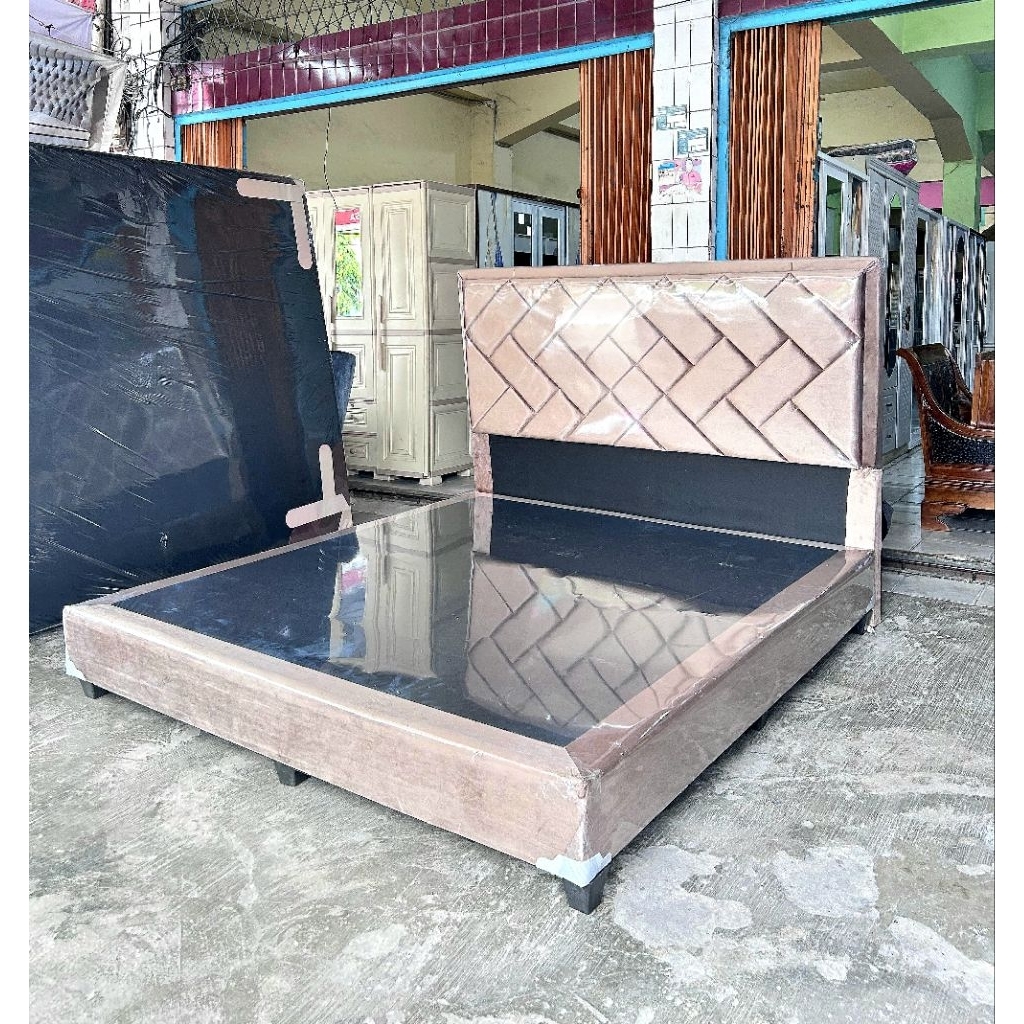 Dipan Kasur Spring Bed Beludru 180x200 6 Kaki Nomor 1 160x200 5 Kaki Nomor 2