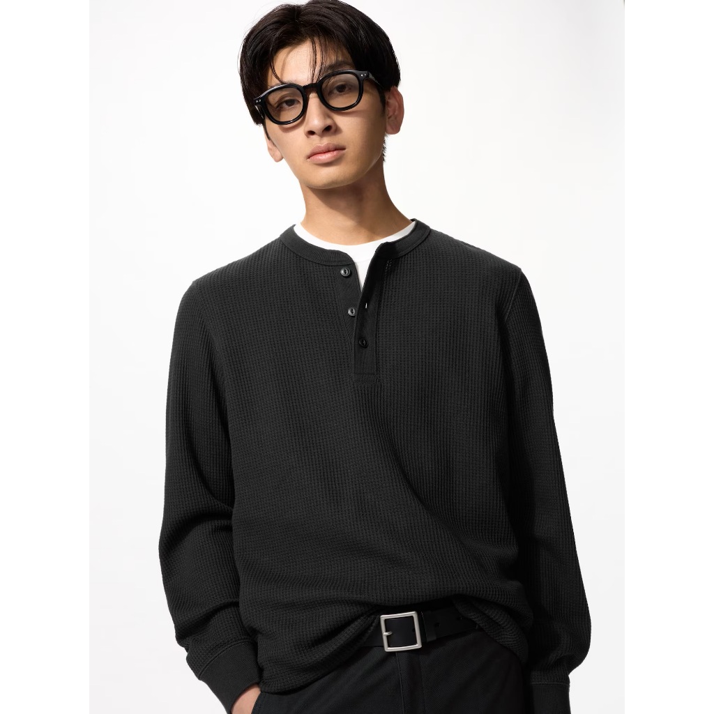 Uniqlo Waffle Henley T-Shirt Long Sleeve Kaos Pria Lengan Panjang