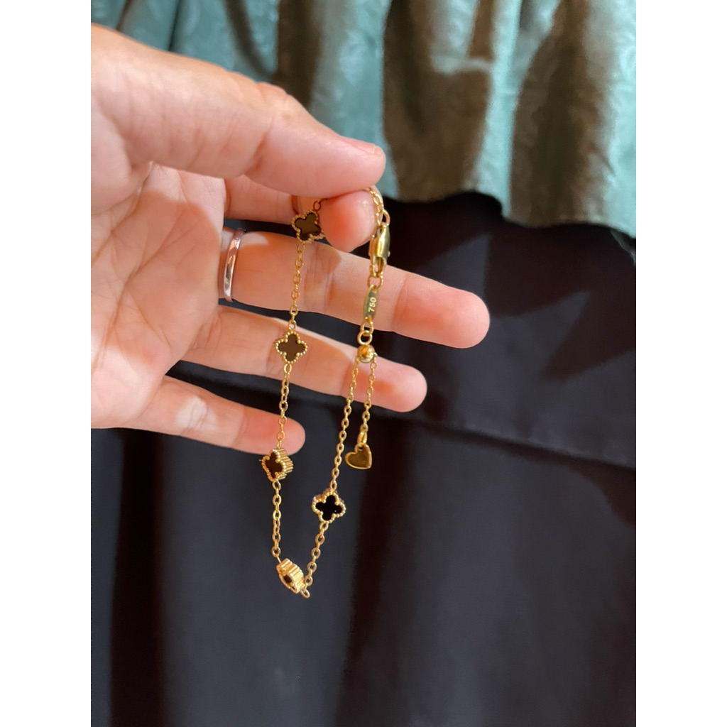 gelang bunga hitam kode 375