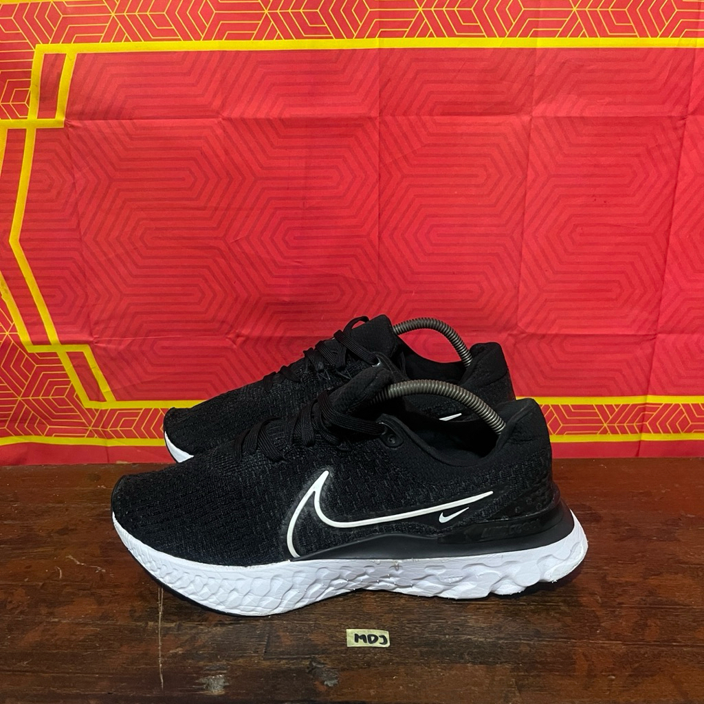 Sepatu nike react infinity size 44,5