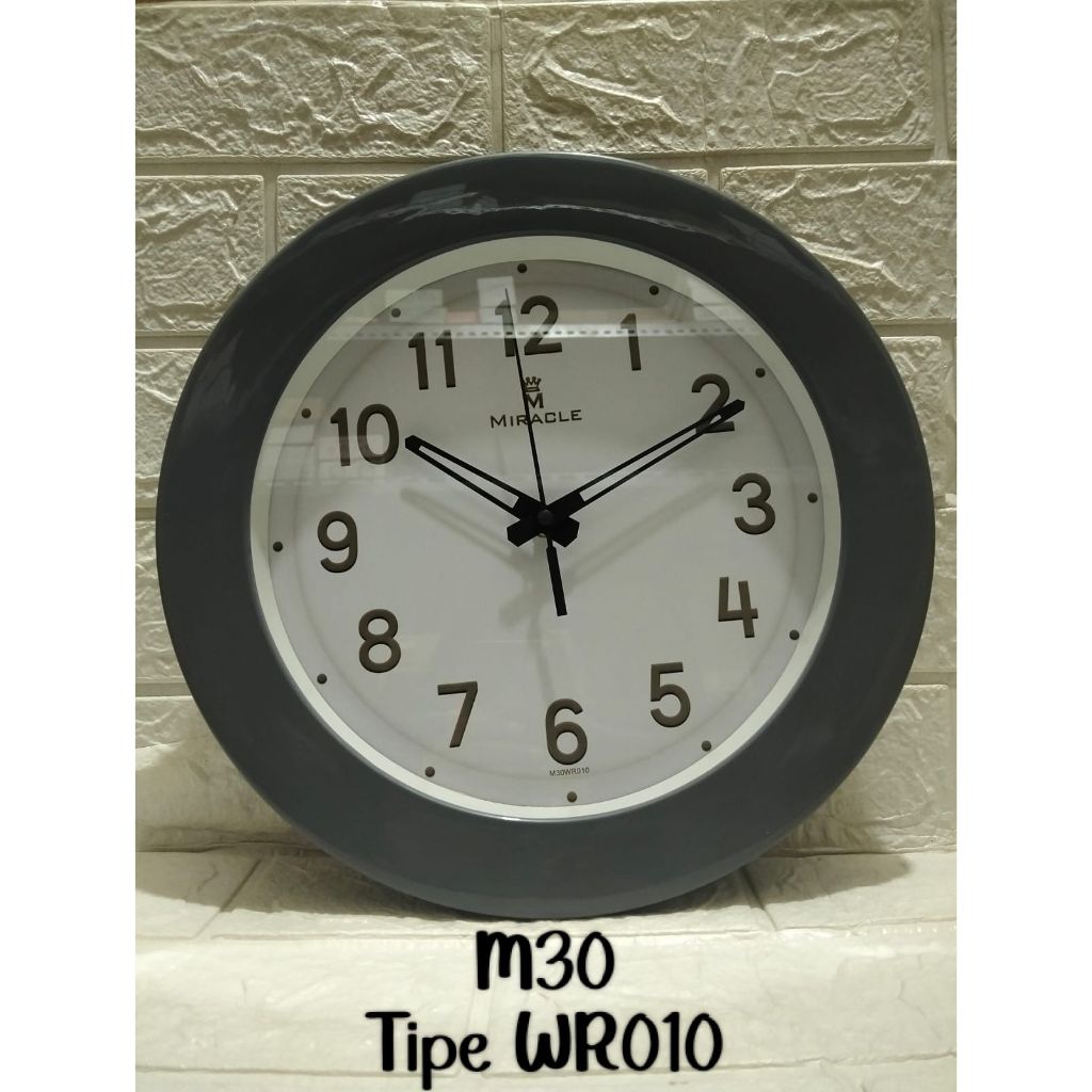 Jam Dinding Bulat Miracle M30 WR010/WR100 Desain Minimalis Modern
