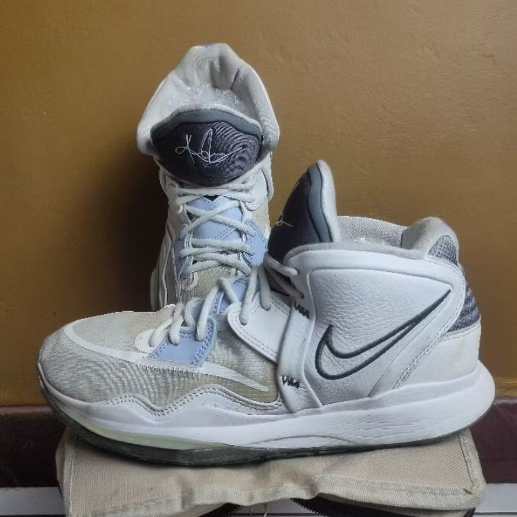 Sepatu Basket Nike Kyrie Infinity (Kyrie 8) Original - 43 -
