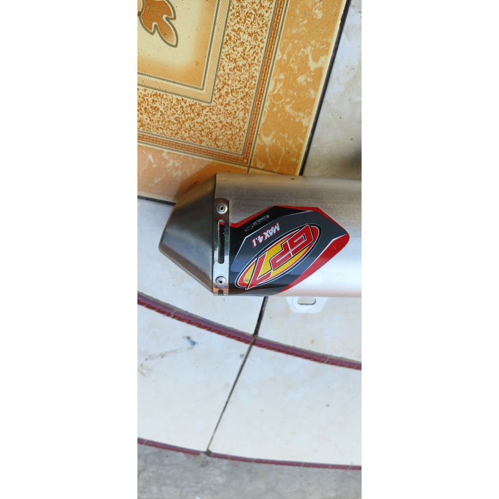 knalpot gp7 bekas wr155