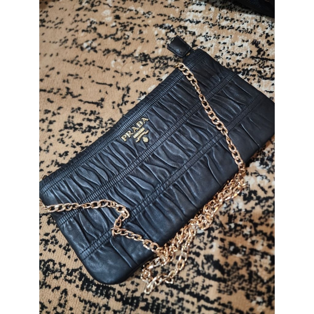 Preloved Prada Clutch/Chain Leather