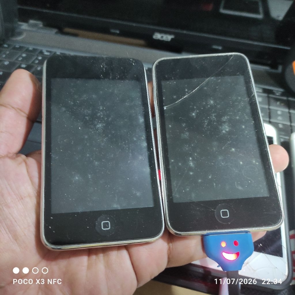 ipod touch Gen 2 8GB 2 Unit Cek Catatan deskripsi