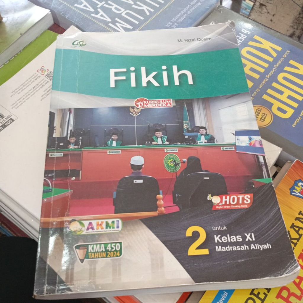 FIKIH KELAS 11 SMA / MA HOST KURIKULUM MERDEKA AQILA TIGA SERANGKAI