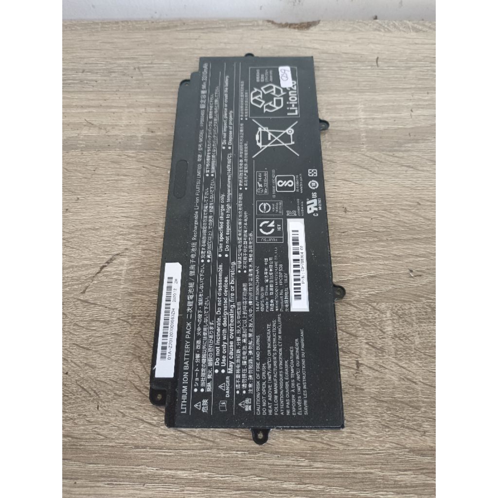 Batre batrai batre laptop Fujitsu Lifebook U9310 u9310