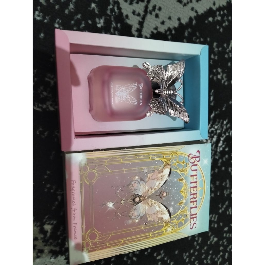 parfume butterfly ci vilmei ori