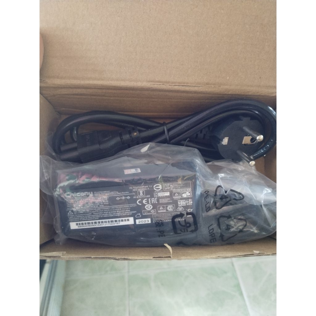 adaptor acer z476