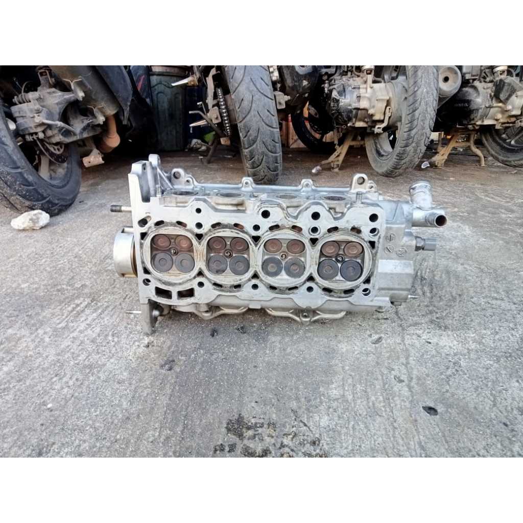 DEKSEL CYLINDER HEAD AVANZA XENIA 1300 CC VVTI ORIGINAL