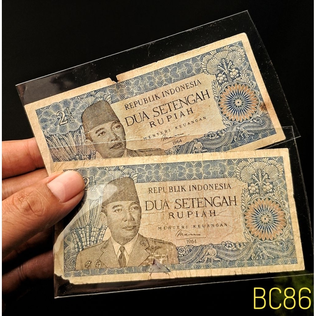 uang 2 ½ sukarno tahun 1964 asli