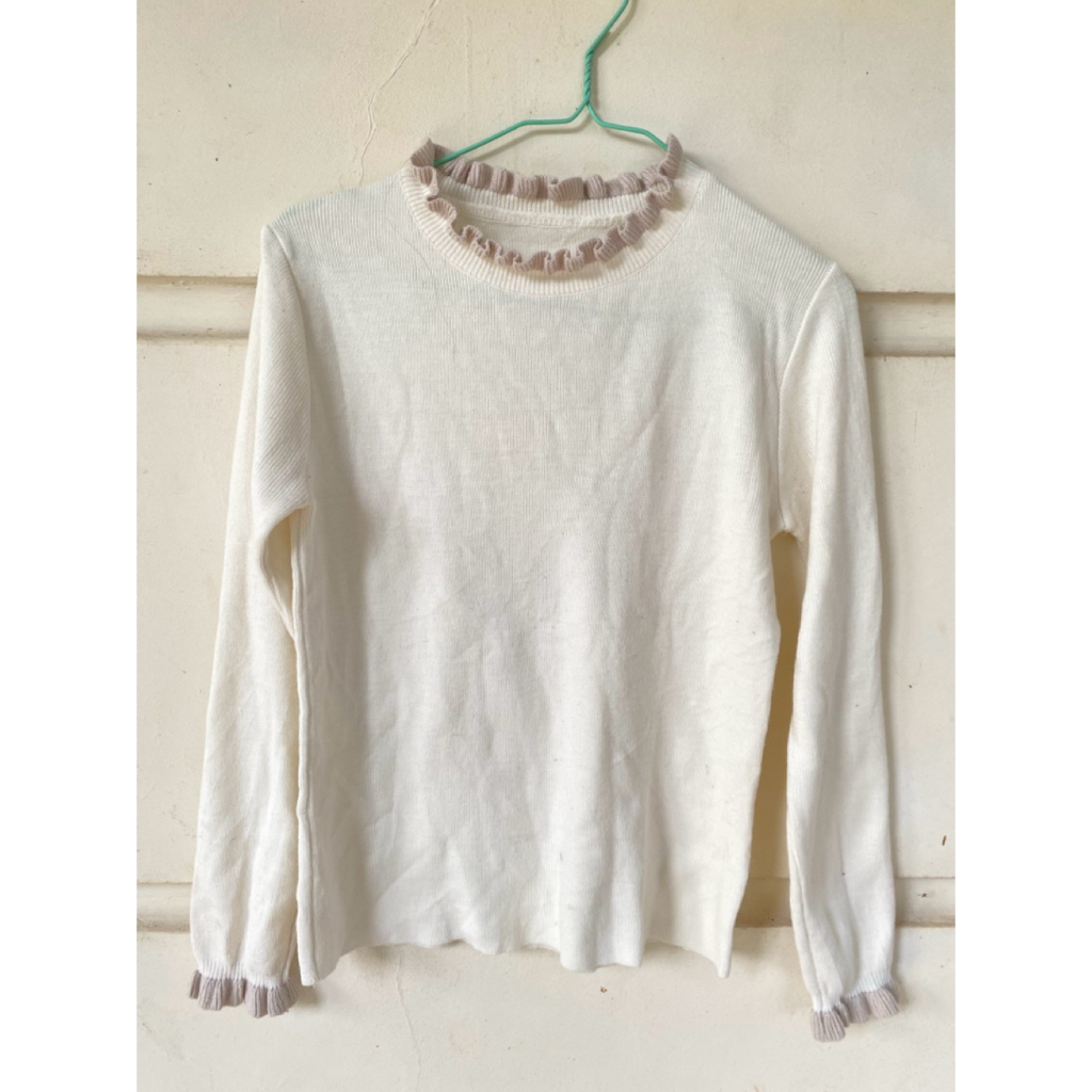 Preloved kaos ruffle