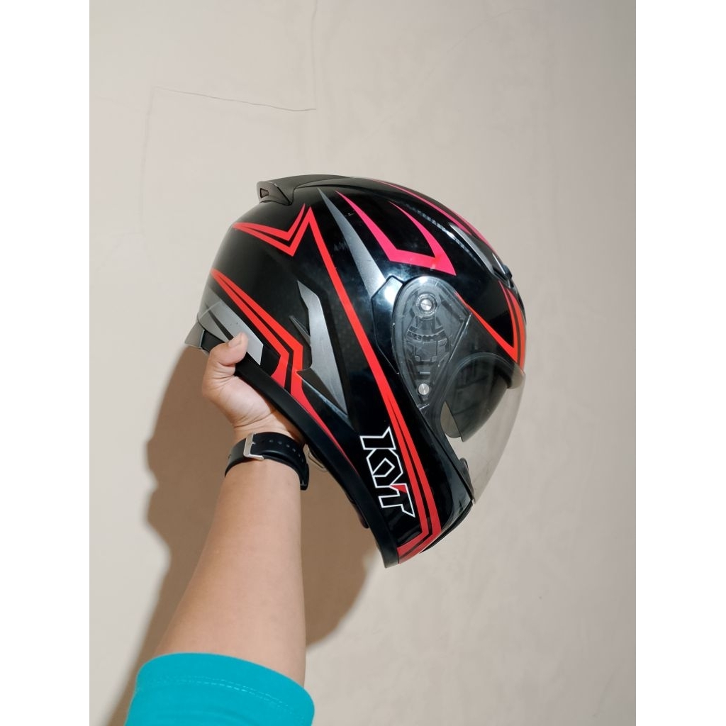 KYT Falcon 2 red carbon
