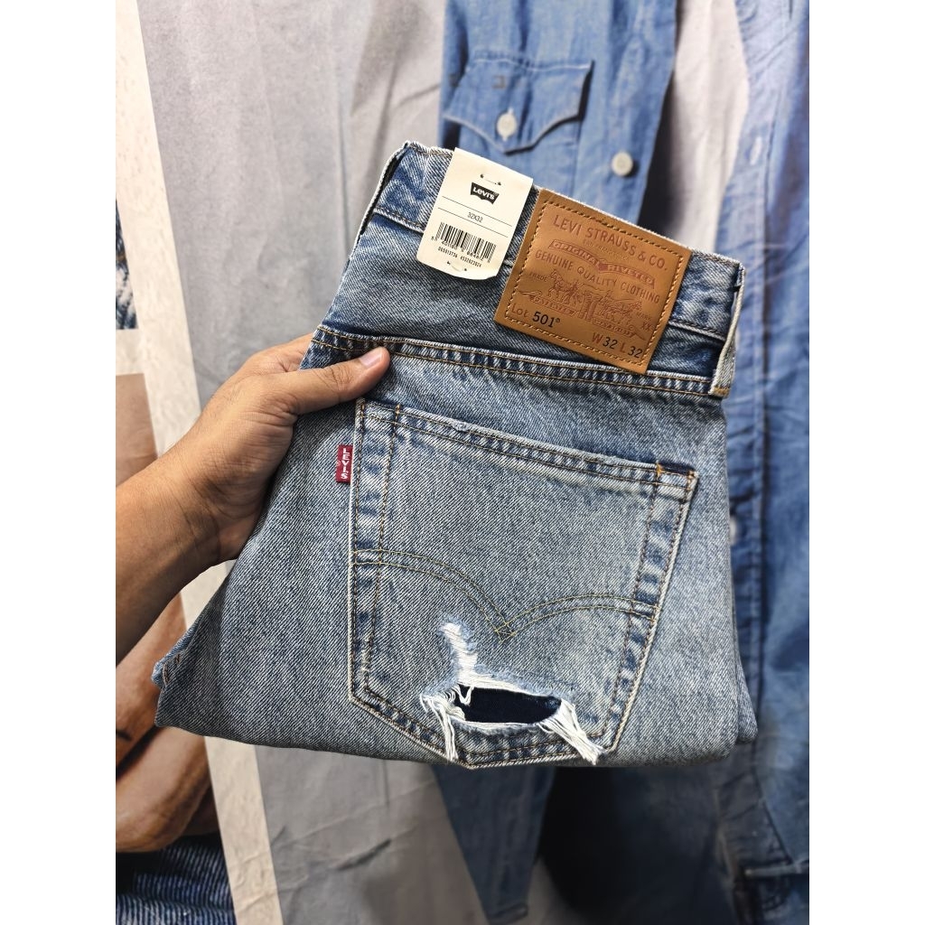 Levis 501 Ripped Selvedge Original